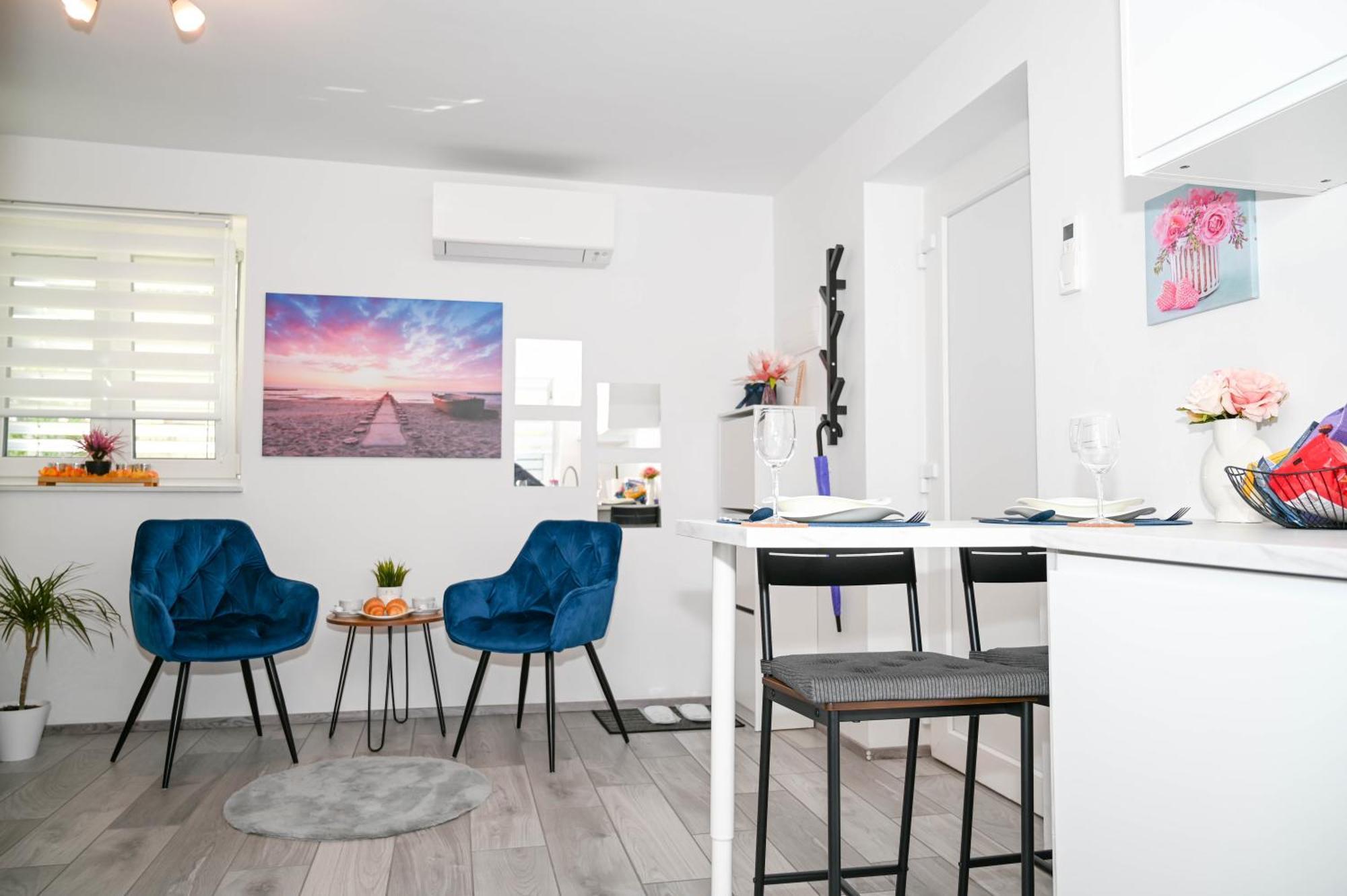 Blue Apartment With Free Parking Ljubljana Exterior photo